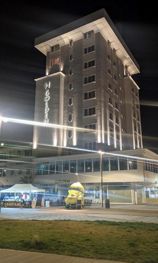 Hotel Golden Rimini Exterior photo