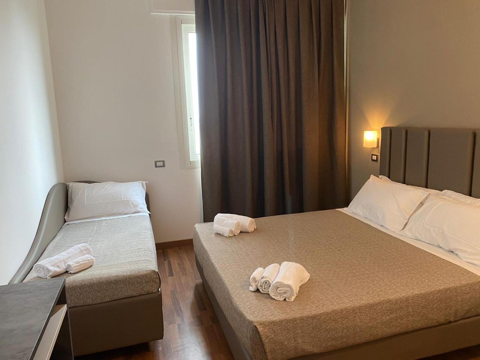 Hotel Golden Rimini Exterior photo